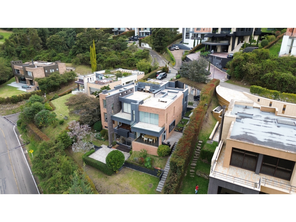 CASA DE LUJO EN VENTA | CLUB DE GOLF APOSENTOS SOPÓ — foto 4