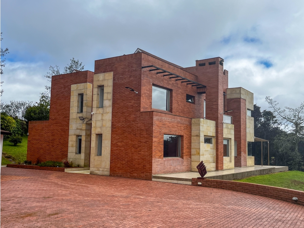 VENDO CASA DE OPORTUNIDAD 6 HAB LOTE 5.000M2 CERROS DE YERBABUENA — foto 3