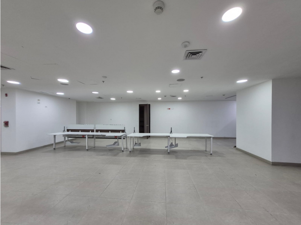 RENTO LOCAL 290M2 EDF EMPRESARIAL PREMIUM - TEUSAQUILLO — foto 4