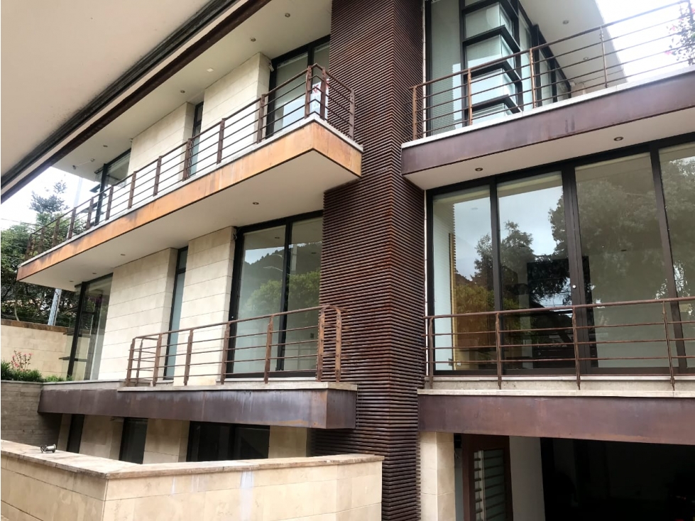 RENTO CASA CUBICA MODERNA 400M2 SANTA ANA ORIENTAL USAQUEN