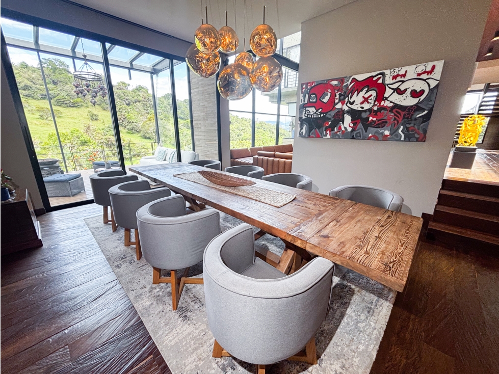 VENDO CASA CON DISEÑO UNICO 4 HABITACIONES LOTE 1.980M2 - YERBABONITA