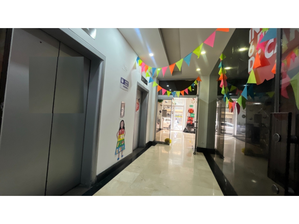 VENDO EDIFICIO COMERCIAL COORORATIVO 5.040M2 - EN LA CANDELARIA CENTRO — foto 4
