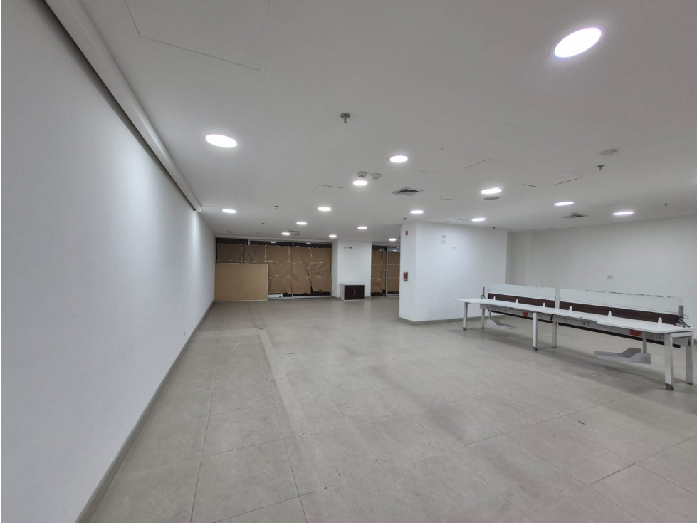 RENTO LOCAL 290M2 EDF EMPRESARIAL PREMIUM - TEUSAQUILLO — foto 5