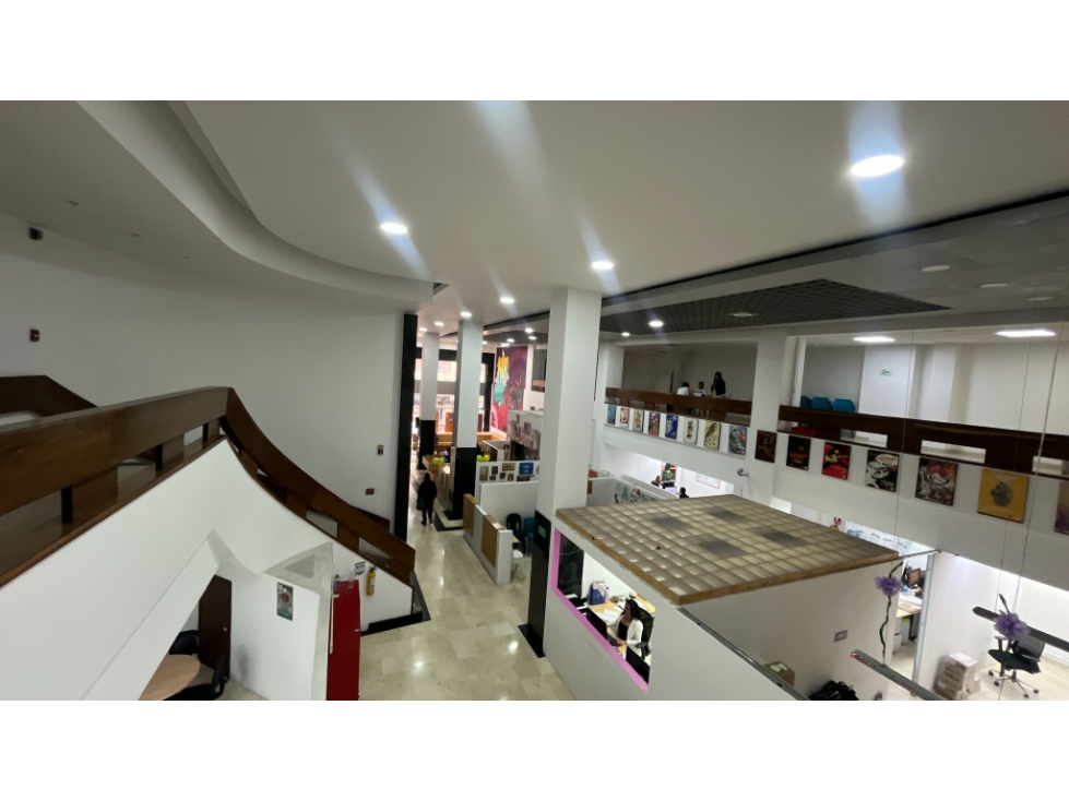 VENDO EDIFICIO COMERCIAL COORORATIVO 5.040M2 - EN LA CANDELARIA CENTRO — foto 5