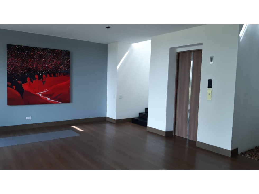 CASA MODERNA 687M2 CON ASCENSOR LOTE 9.859M2 PORTAL DE FUSCA CHÍA — foto 6