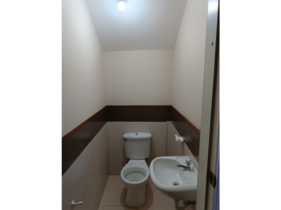 EXCELENTE OPORTUNIDAD DE INVERSIÓN EN ATUNTAQUI - 2