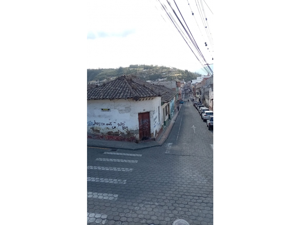 ¡SE VENDE PROPIEDAD ESQUINERA EN EL CENTRO DE OTAVALO! - 2