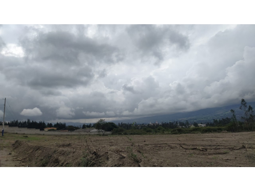 Terreno en Venta en Cotacachi - ¡Oferta Especial!* - 2
