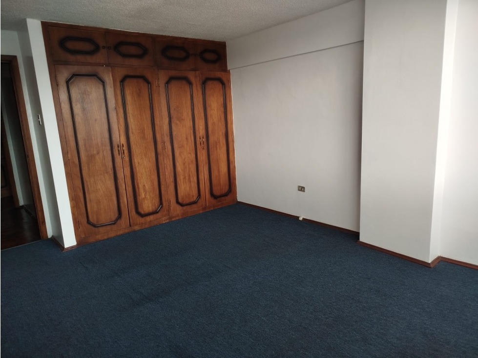 DEPARTAMENTO EN LA CIUDAD DE QUITO — foto 2