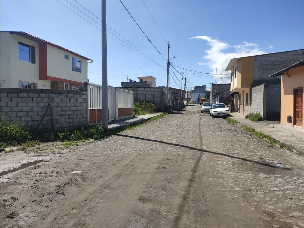 ATUNTAQUI Terrenos en Venta en Urbanización SAN JOSE - 2