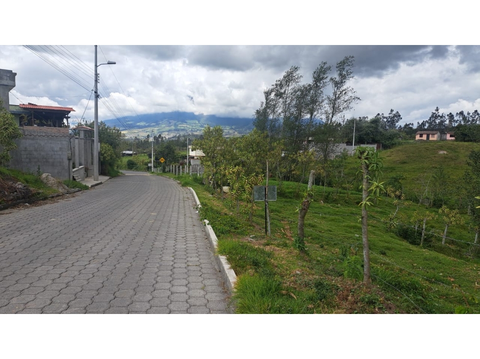 Se Vende Hermoso Lote en Quiroga - 3