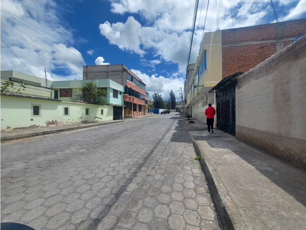 ¡Gran Oportunidad de Inversión EN RIOBAMBA! TERRENO DISPONIBLE - 3