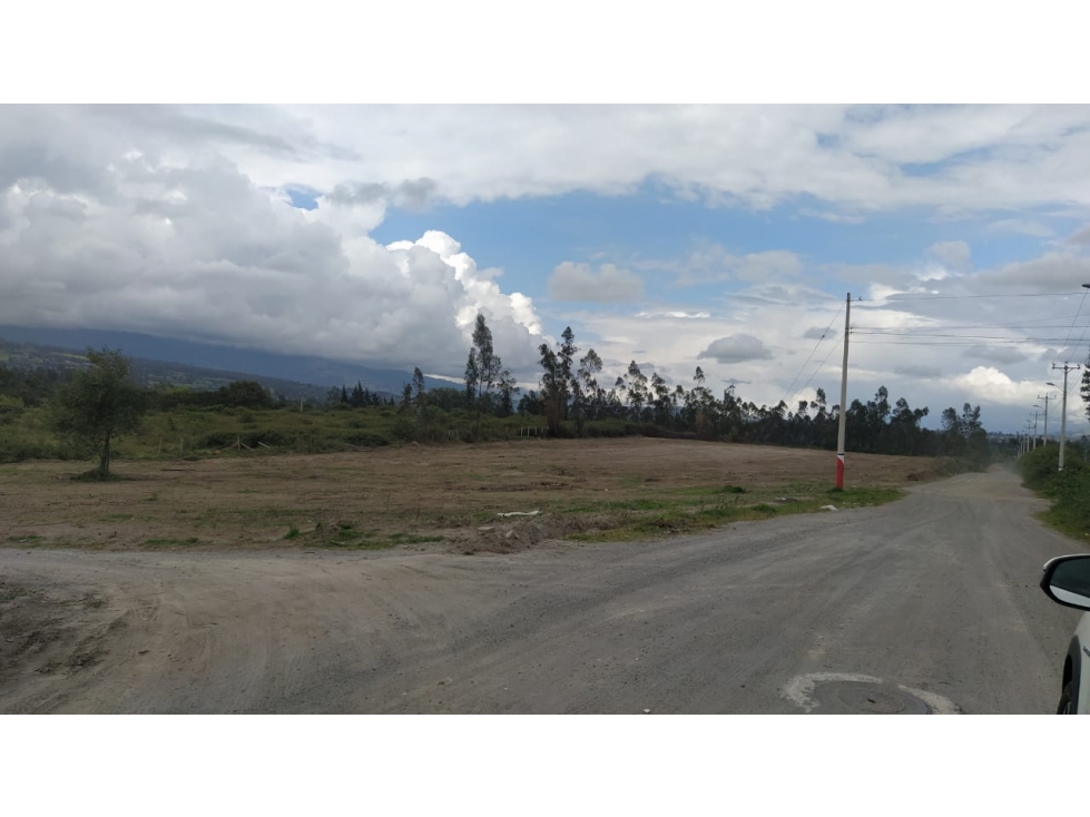 Terreno en Venta en Cotacachi - ¡Oferta Especial!* - 4