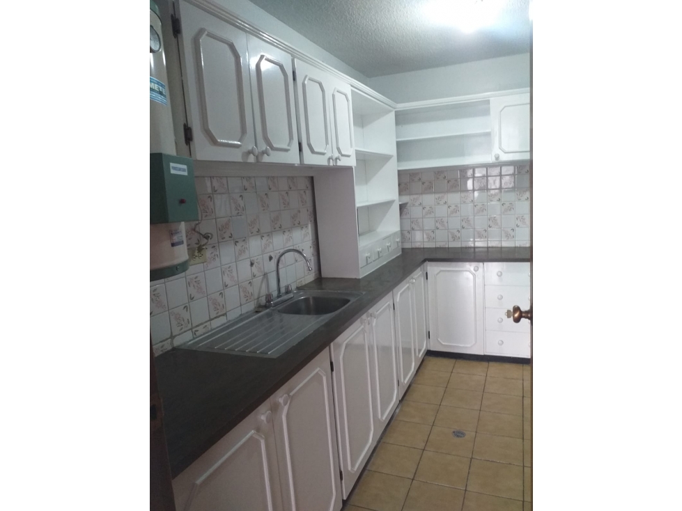 DEPARTAMENTO EN LA CIUDAD DE QUITO — foto 4