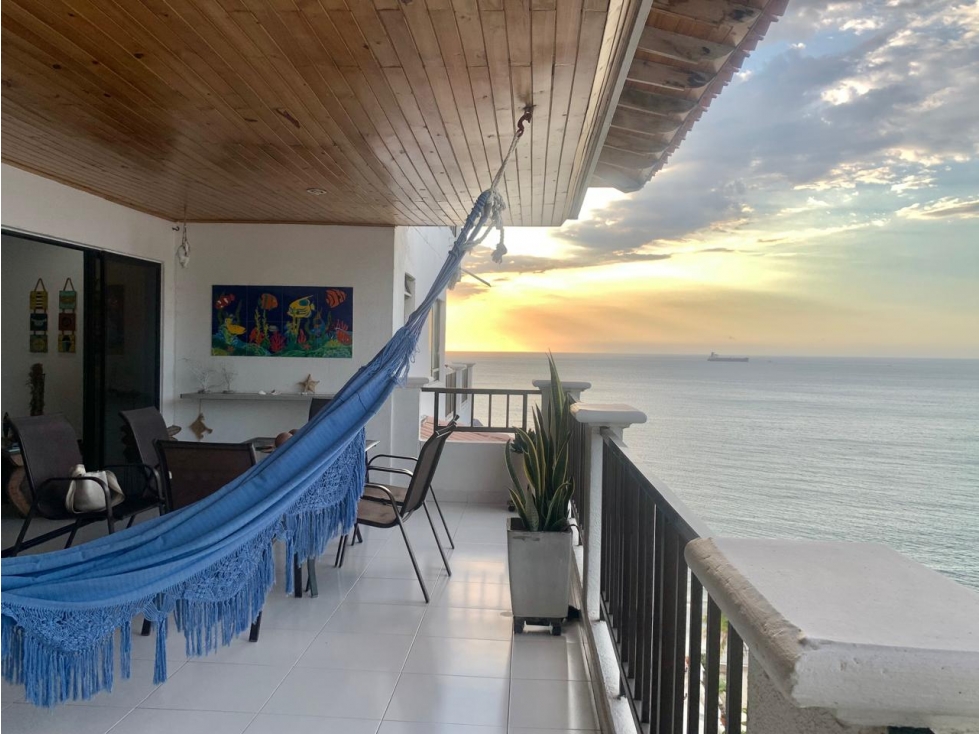 APARTAMENTO PRIMERA LINEA SINTANA CON PRECIOSA VISTA
