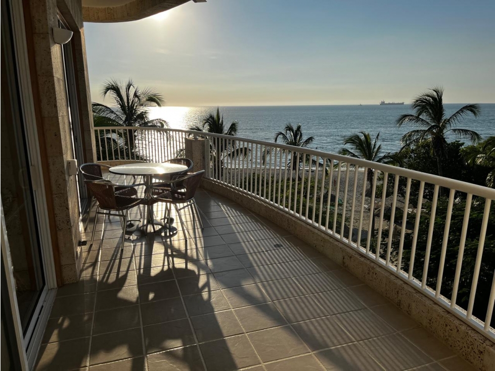 ESPECTACULAR APARTAMENTO SOBRE EL MAR, IROTAMA