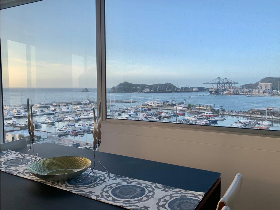 APARTAMENTO PRIMERA LINEA MAR CON BELLA VISTA AL PUERTO — foto 6