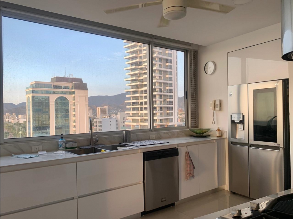 APARTAMENTO PRIMERA LINEA MAR CON BELLA VISTA AL PUERTO — foto 5