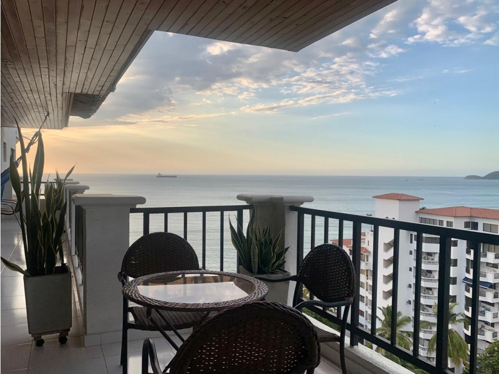 APARTAMENTO PRIMERA LINEA SINTANA CON PRECIOSA VISTA — foto 6
