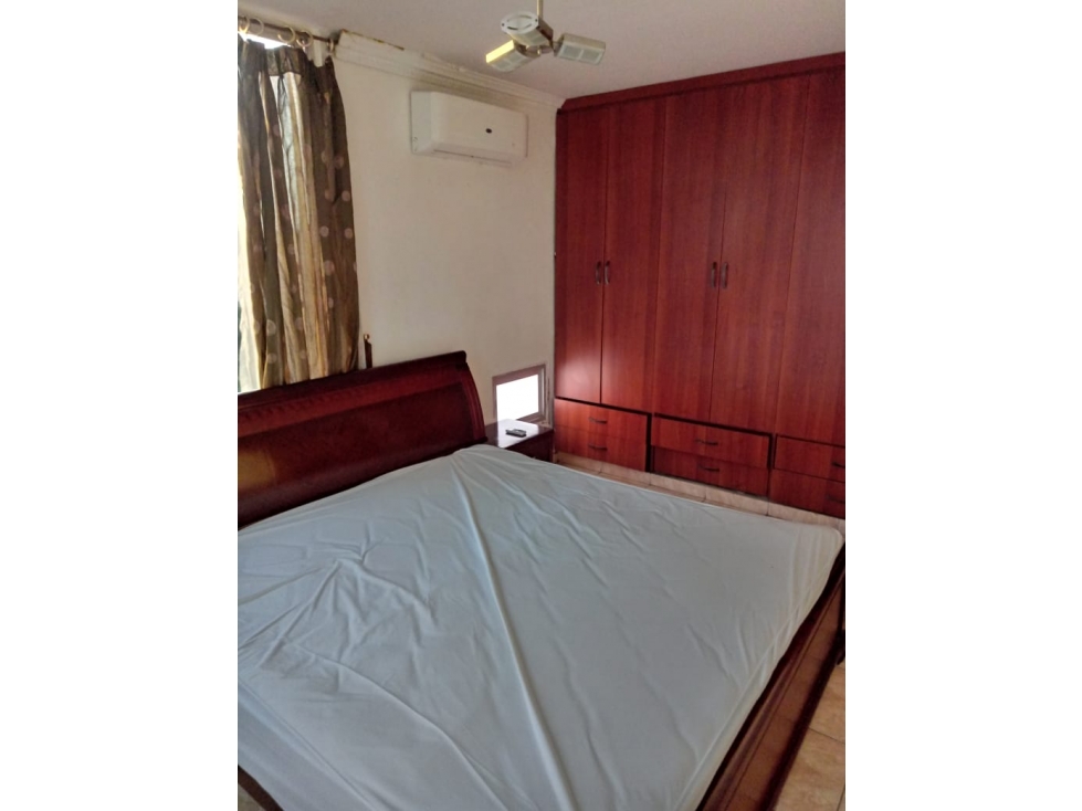 ALQUILER APARTAMENTO SEMI AMOBLADO CARRASQUILLA — foto 3