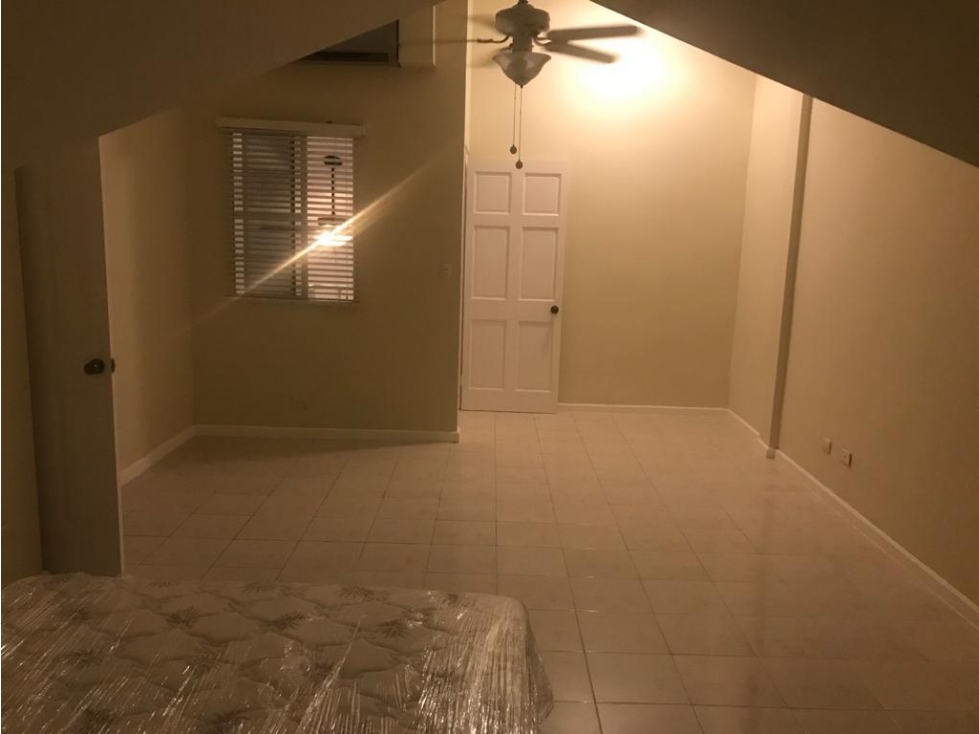 ALQUILER APARTAMENTO ALBROOK — foto 5