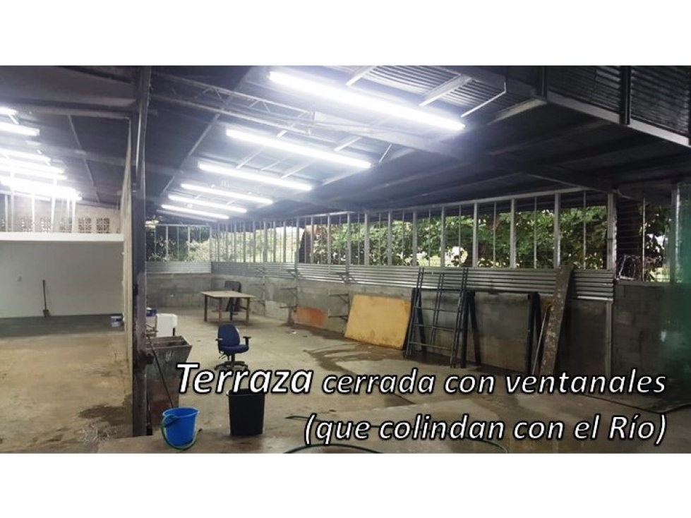 ALQUILER GALERA VIA CINCUENTANARIO — foto 3
