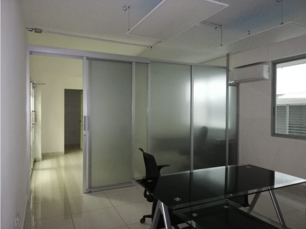 ALQUILER OFICINA EL CANGREJO — foto 3