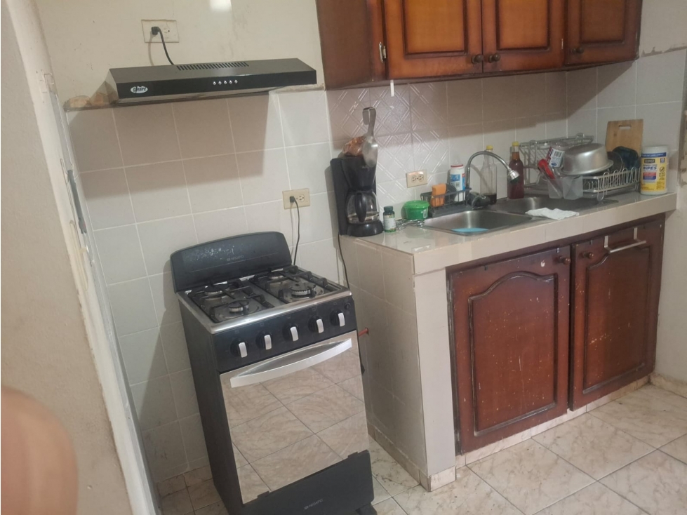 VENTA CASA SEMI-AMOBLADA AGUADULCE - 3