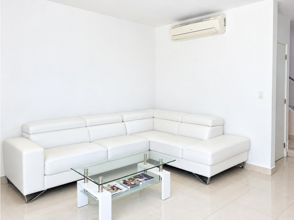 VENTA CASA VERSALLES AMOBLADA - 1