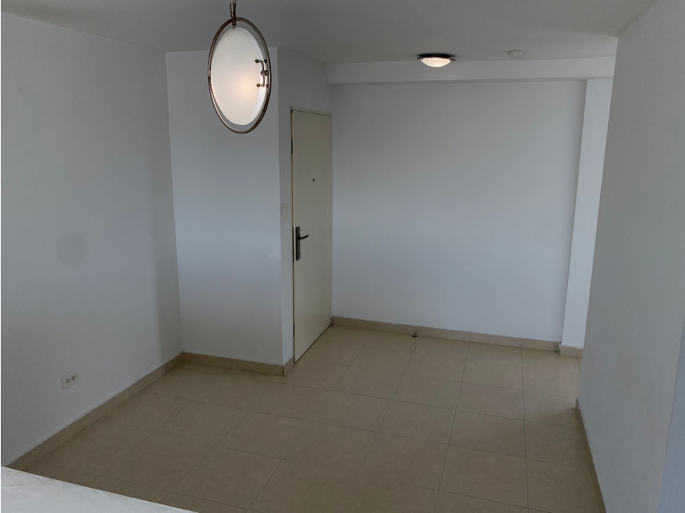 ALQUILER APARTAMENTO VIA ESPAÑA