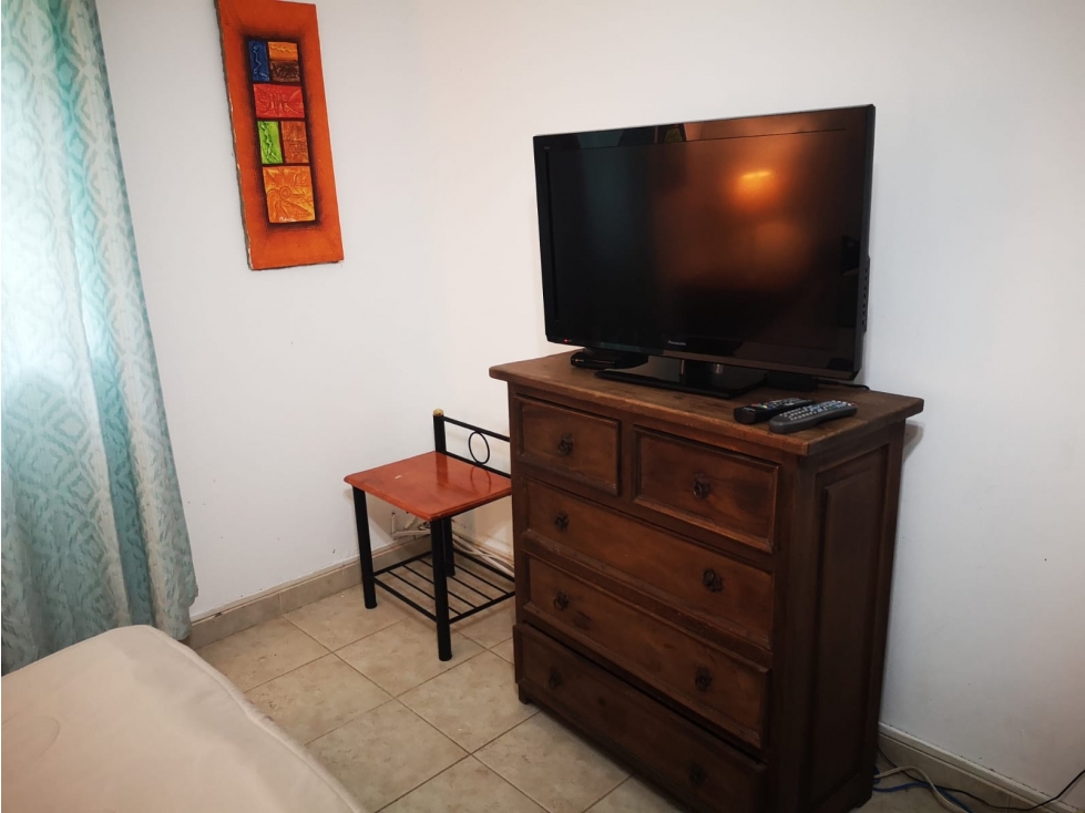 ALQUILER APARTAMENTO CLAYTON — foto 3