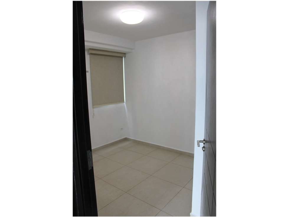 ALQUILER APARTAMENTO CARRASQUILLA