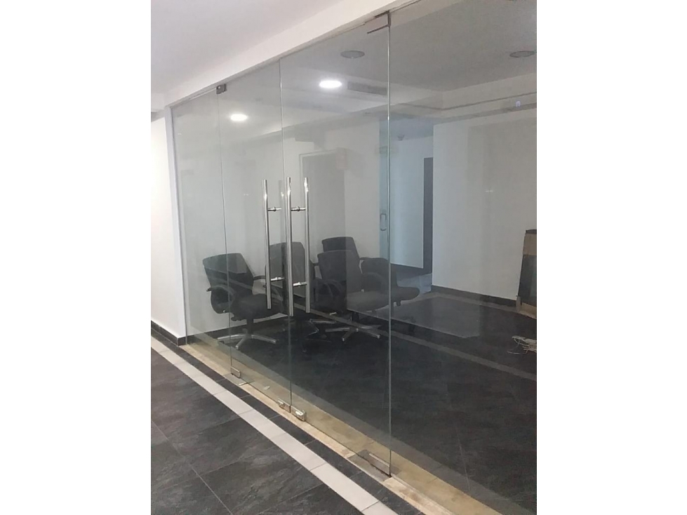 ALQUILER OFICINA CALLE 50