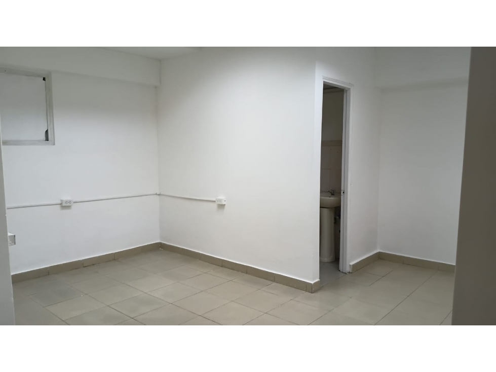 ALQUILER LOCAL COMERCIAL CALLE 50