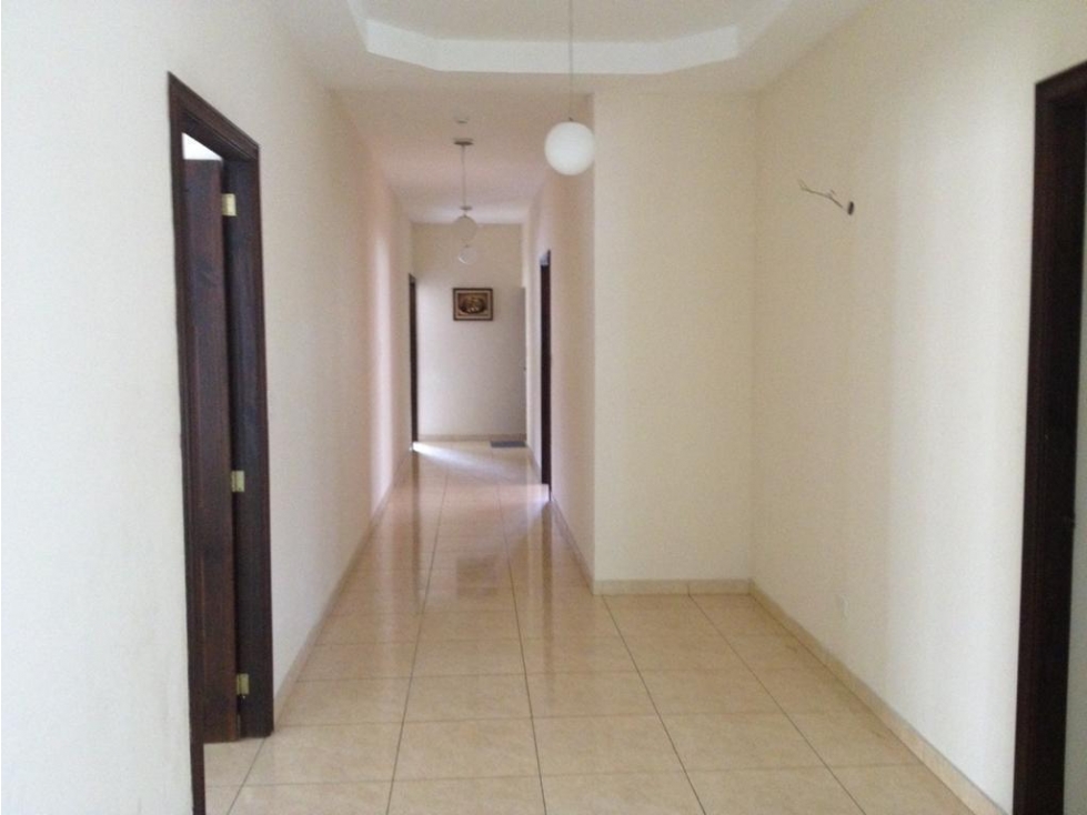 ALQUILER CASA DUPLEX AMOBLADA COLON - 4
