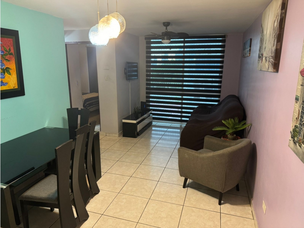 ALQUILER APARTAMENTO AMOBLADO CARRASQUILLA
