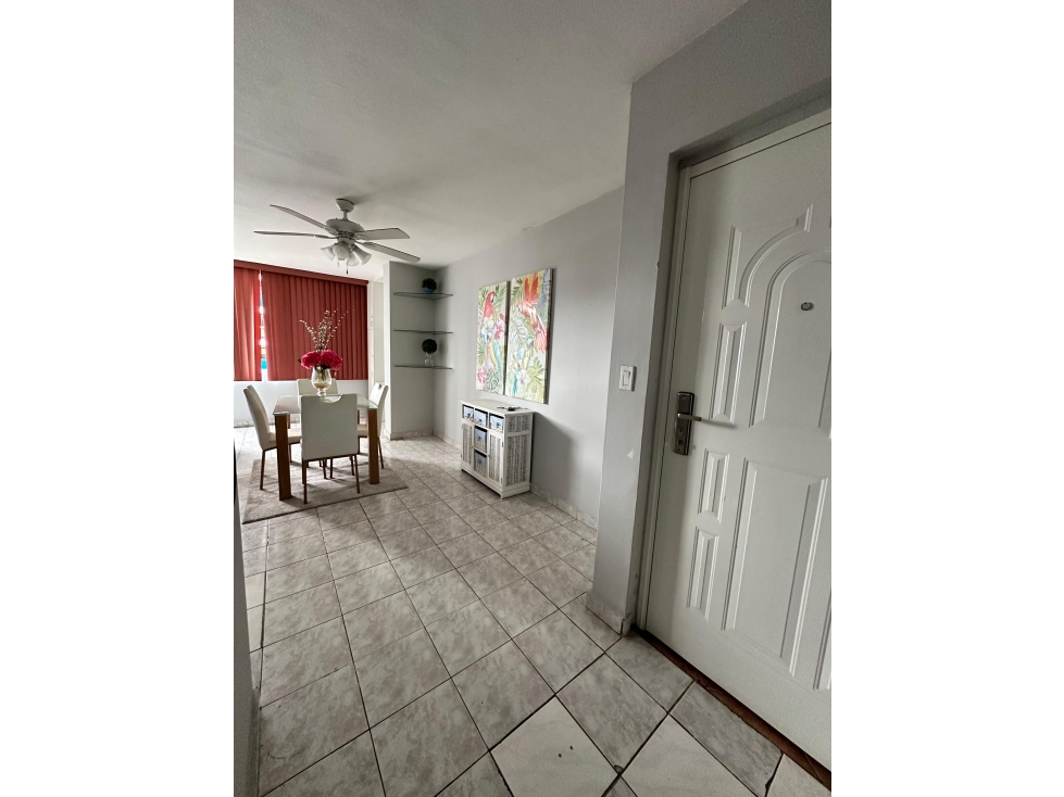 ALQUILER APARTAMENTO AMOBLADO CONDADO DEL REY