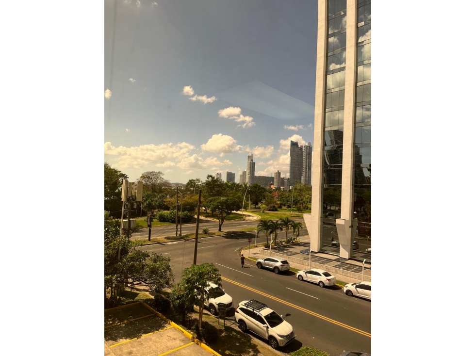 ALQUILER OFICINA AVENIDA BALBOA