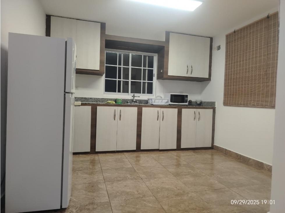 ALQUILER APARTAMENTO ALBROOK — foto 3