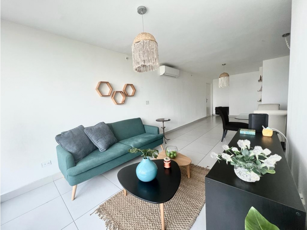 ALQUILER APARTAMENTO AMOBLADO VIA PORRAS