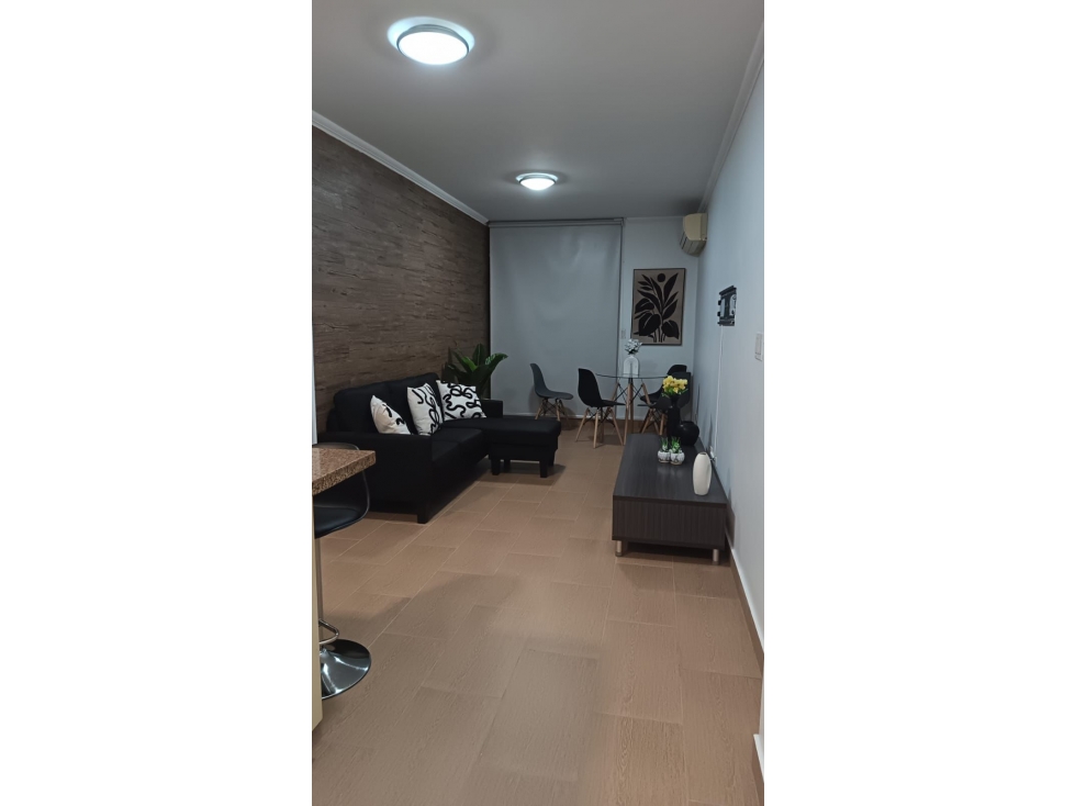 ALQUILER APARTAMENTO VIA ARGENTINA AMOBLADO