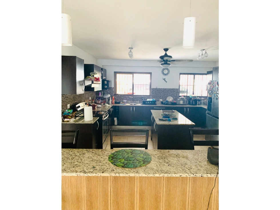 ALQUILER CASA LA ALAMEDA — foto 2