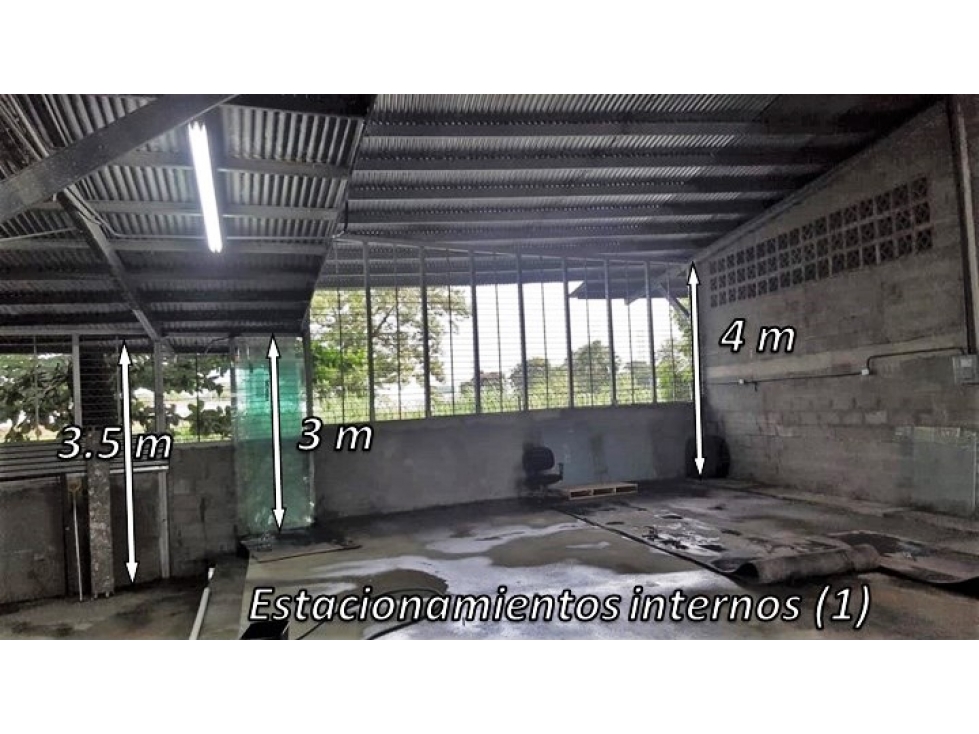 ALQUILER GALERA VIA CINCUENTANARIO