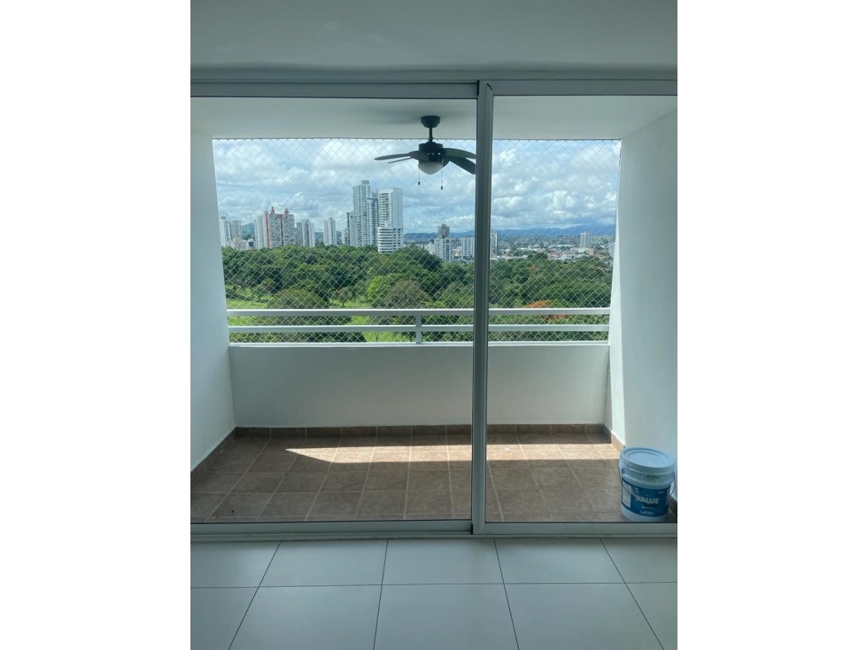 ALQUILER APARTAMENTO VIA PORRAS