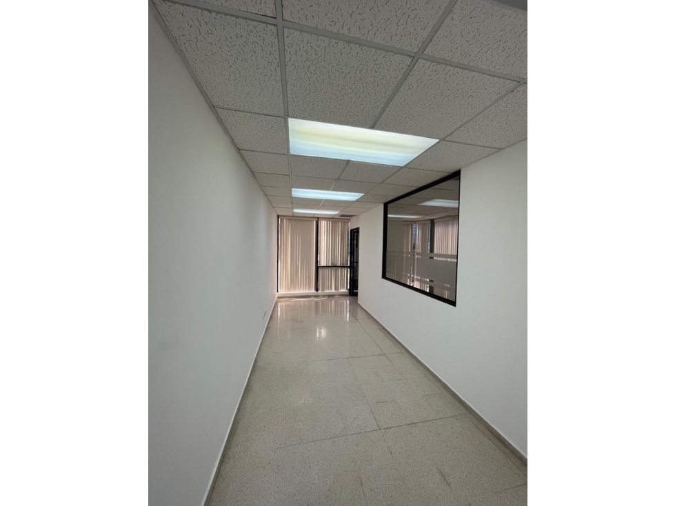 ALQUILER OFICINA AVENIDA BALBOA — foto 6