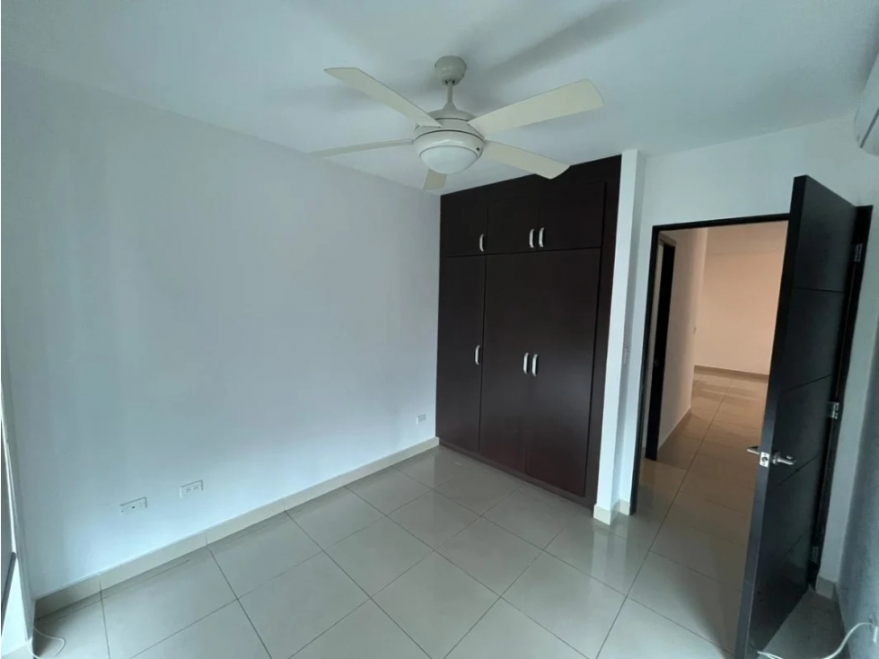 ALQUILER APARTAMENTO SEMI AMOBLADO SAN FRANCISCO — foto 5