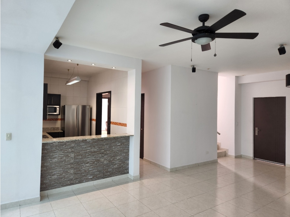 ALQUILER CASA BETANIA LINEA BLANCA