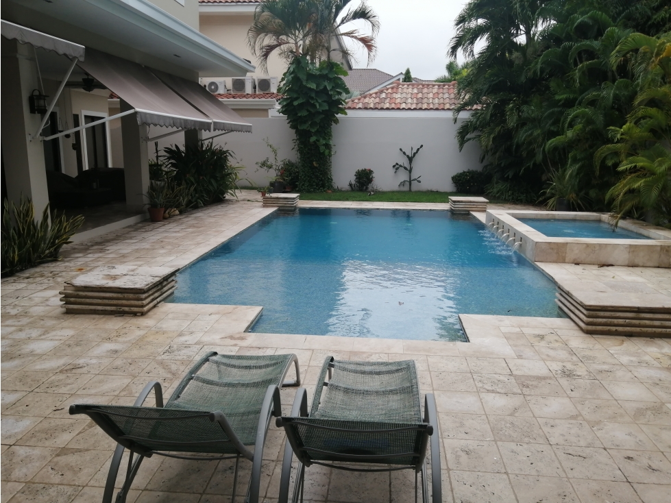 VENTA CASA COSTA DEL ESTE