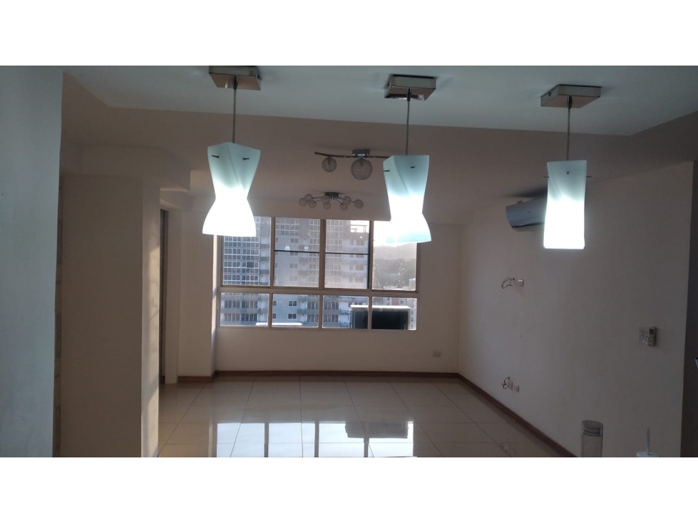 ALQUILER APARTAMENTO CONDADO DEL REY — foto 2