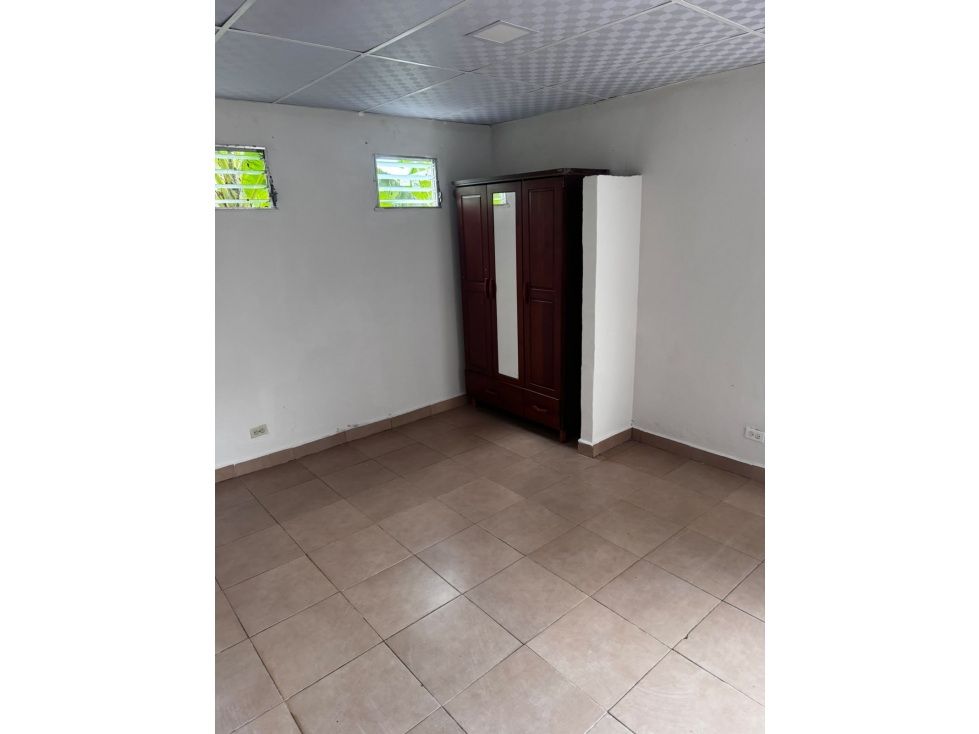 ALQUILER CASA LA CHORRERA